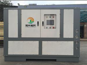 燃氣鍋鑪(lu)煙氣(qi)低溫深度(du)餘熱迴收